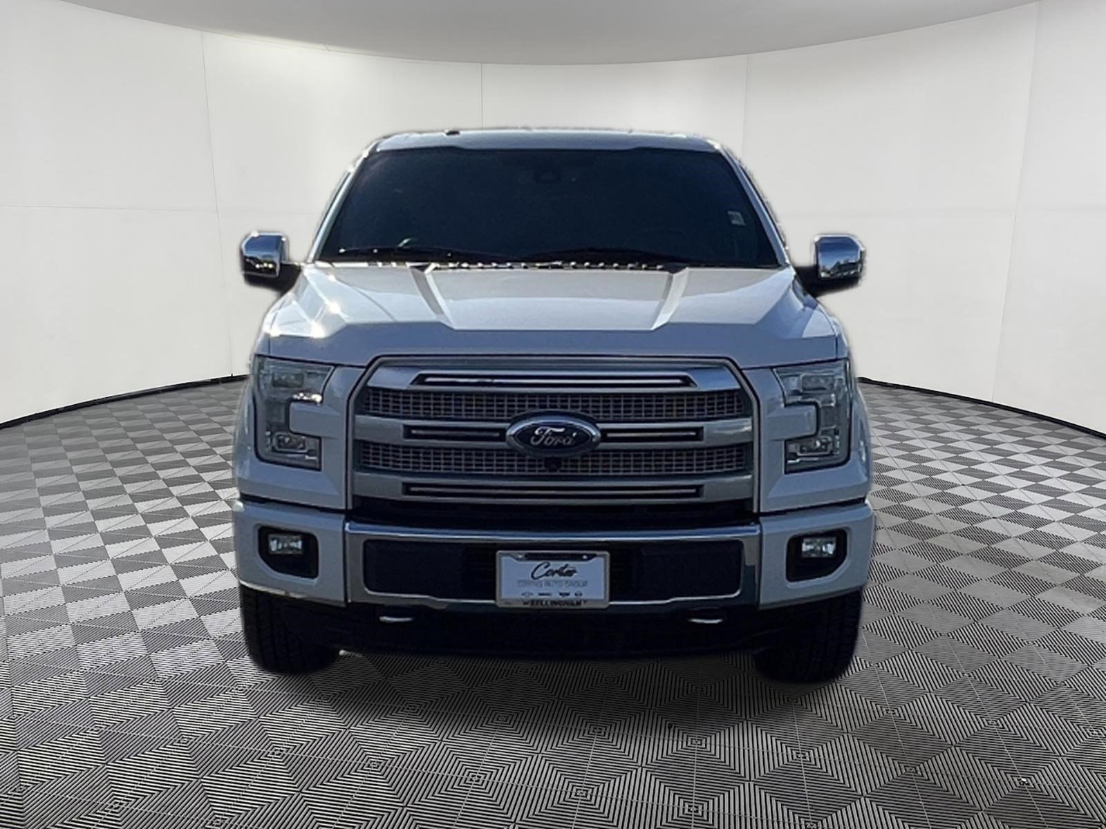Used 2015 Ford F150 Platinum w/ Equipment Group 701A Luxury AWD/4WD image 2