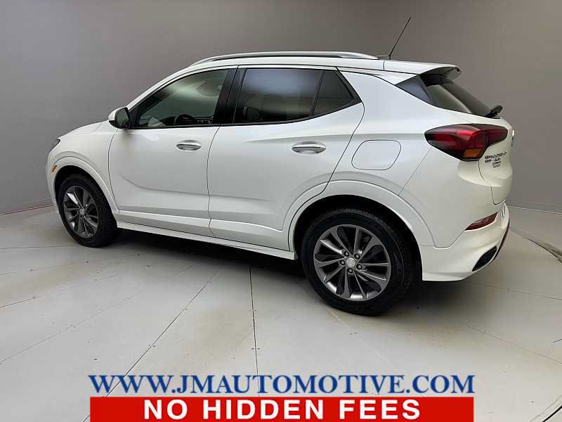 Used 2020 Buick Encore GX Essence w/ Experience Buick Package AWD/4WD image 3