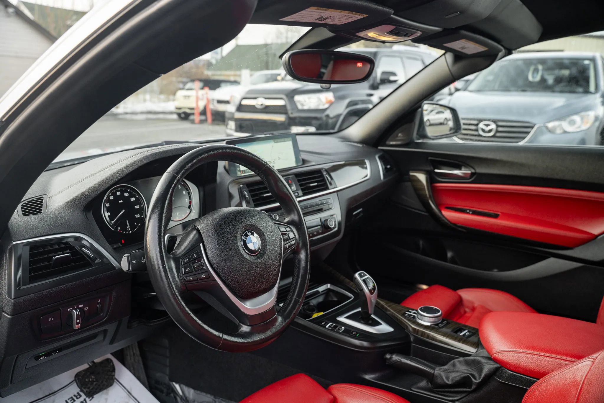 Used 2020 BMW 230i xDrive Convertible w/ Premium Package image 10