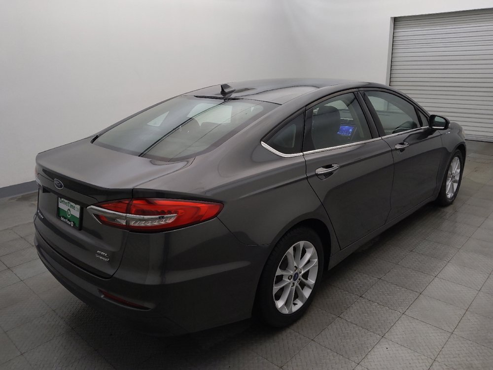 Used 2020 Ford Fusion SEL FWD image 9