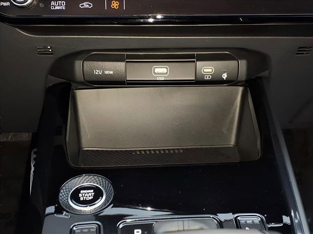 Used 2024 Kia Niro EX Touring image 24