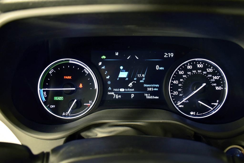 Used 2021 Toyota Sienna Limited image 32