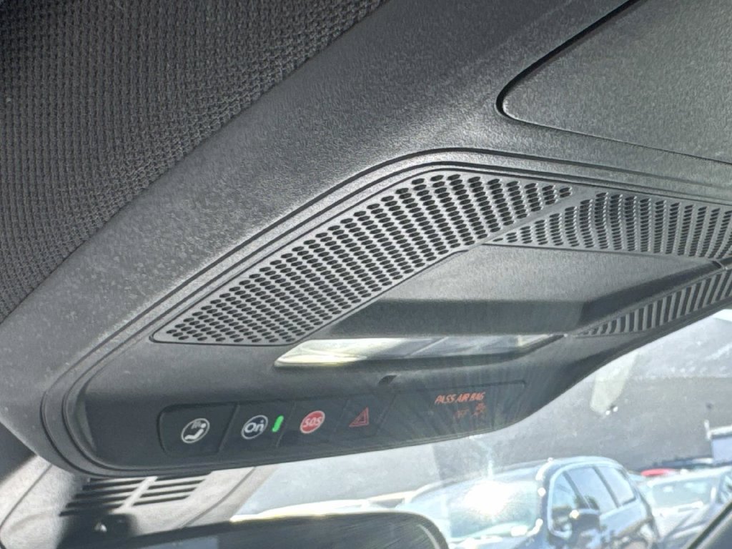 Used 2025 Chevrolet Equinox LT AWD/4WD image 29