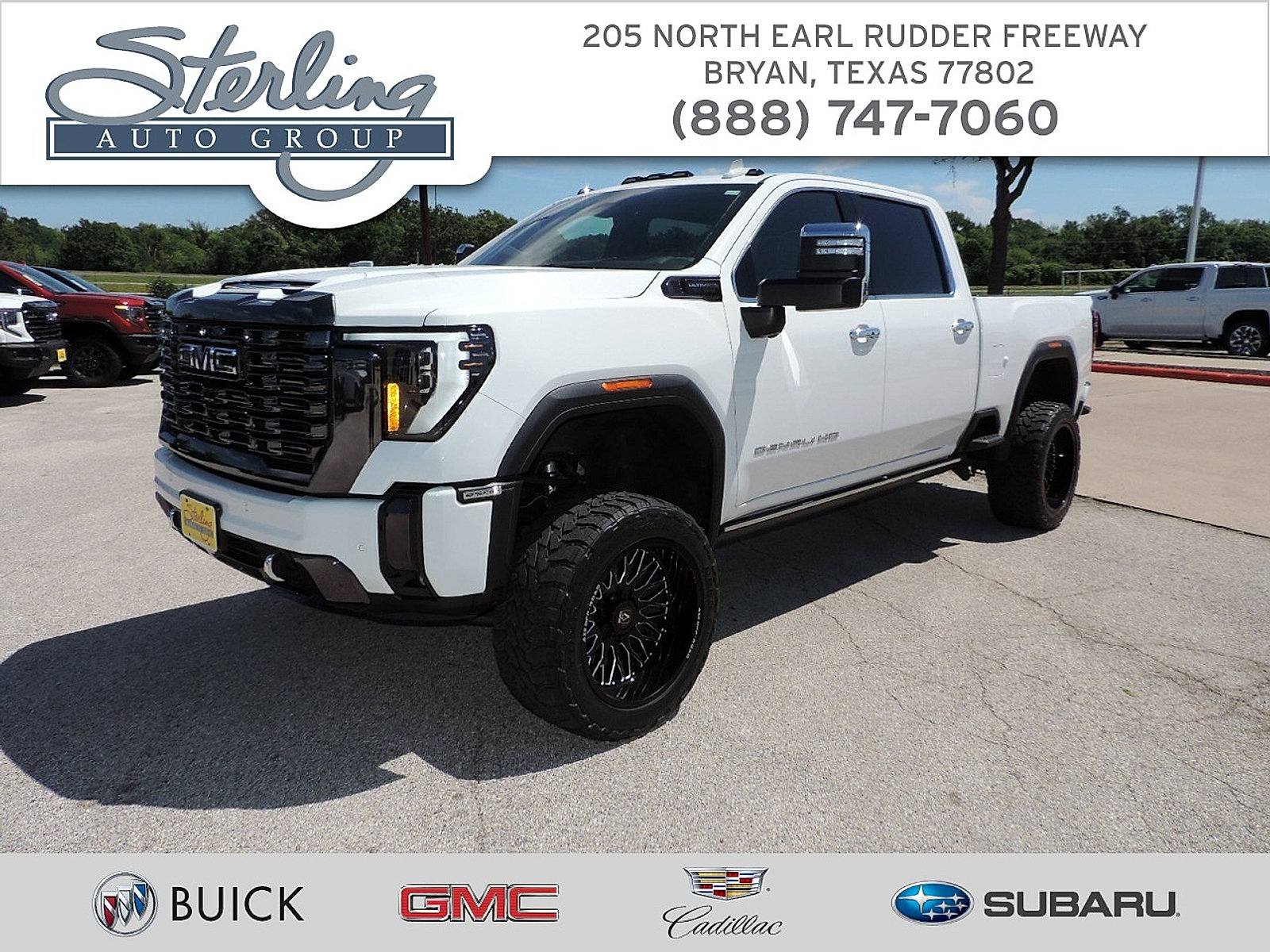 Used 2024 GMC Sierra 2500 Denali Ultimate AWD/4WD image 1