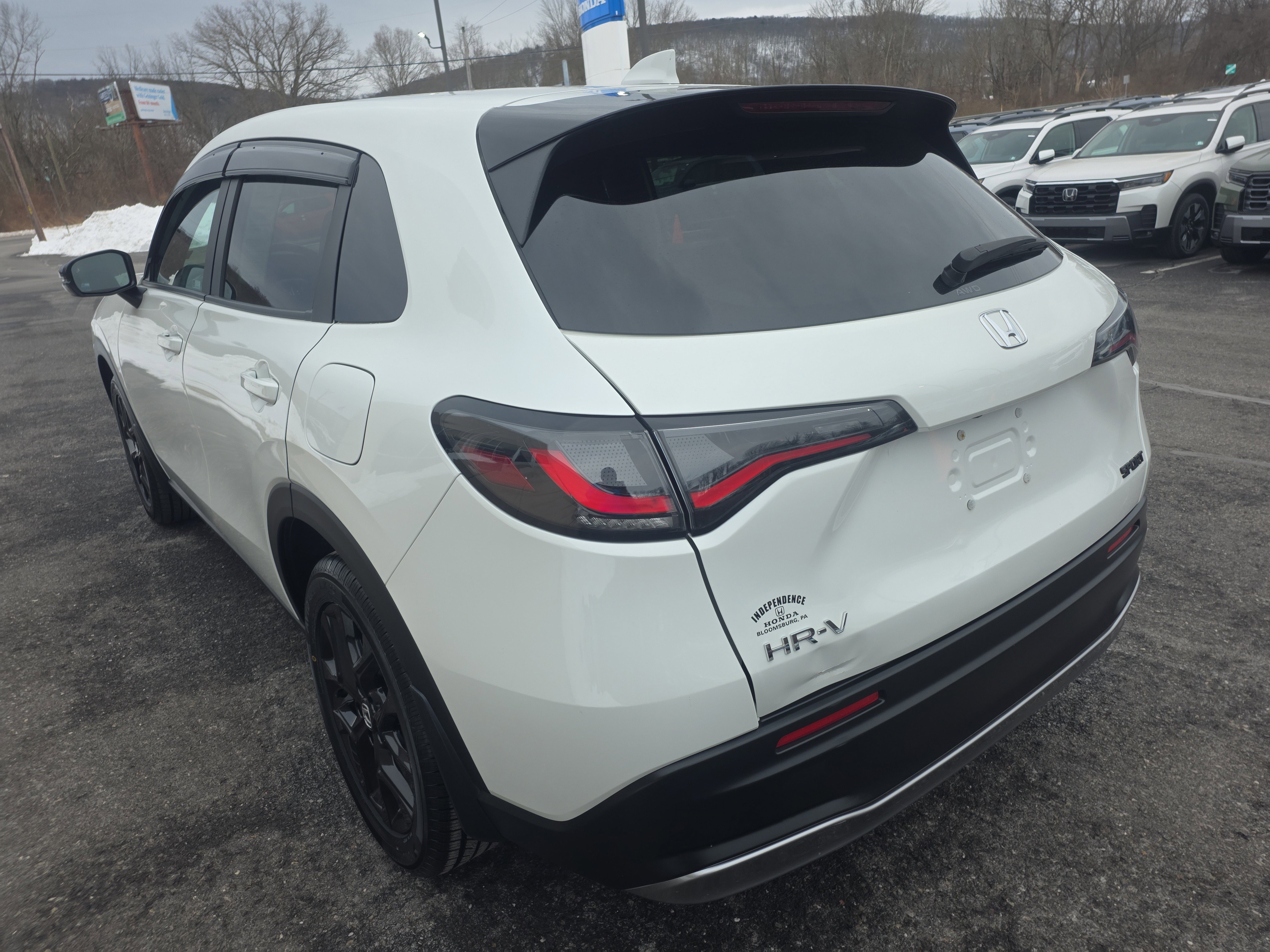 Used 2023 Honda HR-V Sport image 7