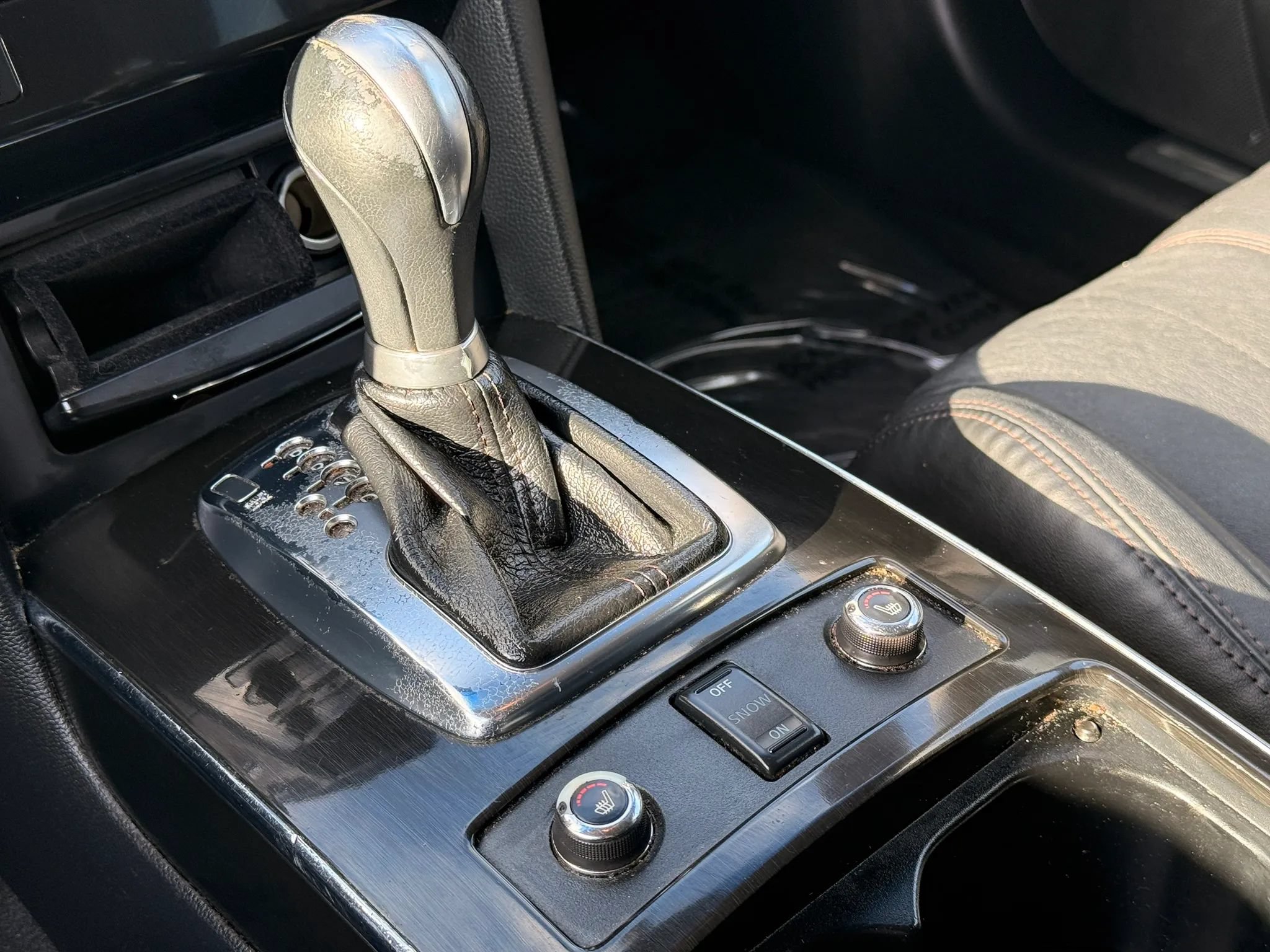 Used 2017 INFINITI QX70 AWD image 28