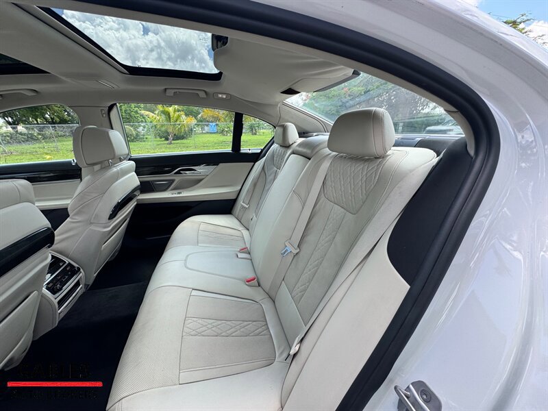 Used 2016 BMW 740i RWD image 25