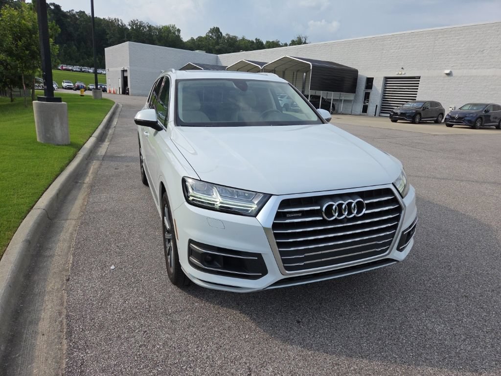 Used 2019 Audi Q7 3.0T Premium Plus AWD/4WD image 2