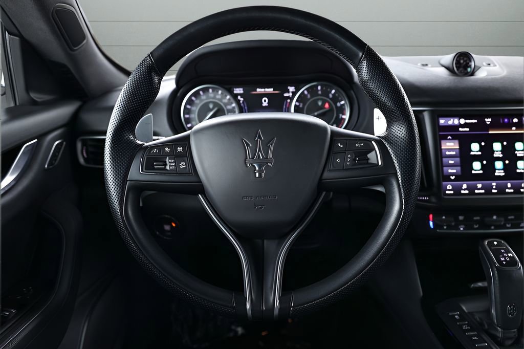 Used 2023 Maserati Levante Modena AWD/4WD image 36