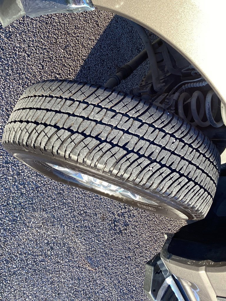 Used 2023 Ford F250 Lariat w/ Chrome Package image 19