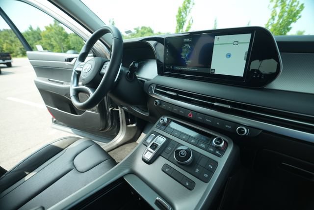 Used 2025 Hyundai Palisade SEL FWD image 38