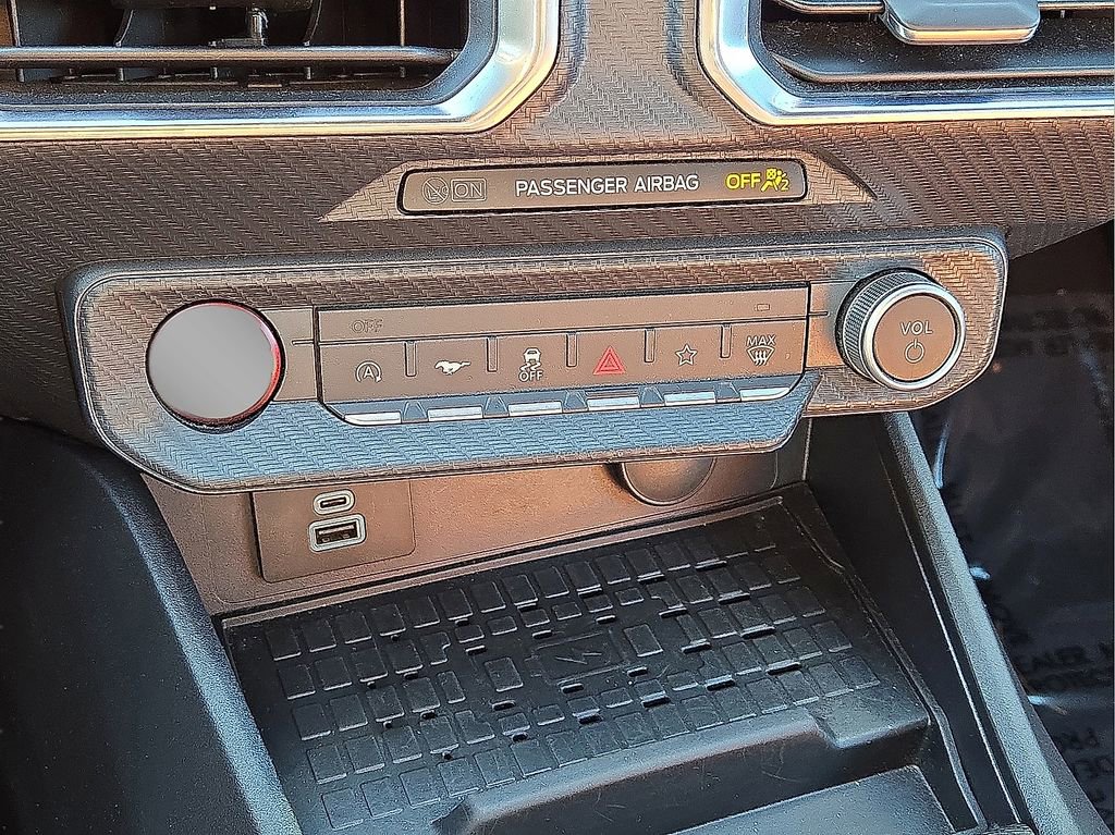 Used 2024 Ford Mustang Premium image 26