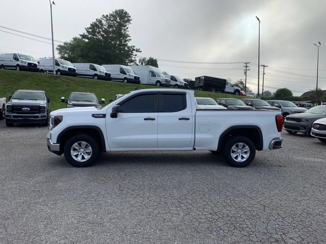 Used 2024 GMC Sierra 1500 Pro w/ Pro Value Package AWD/4WD image 5