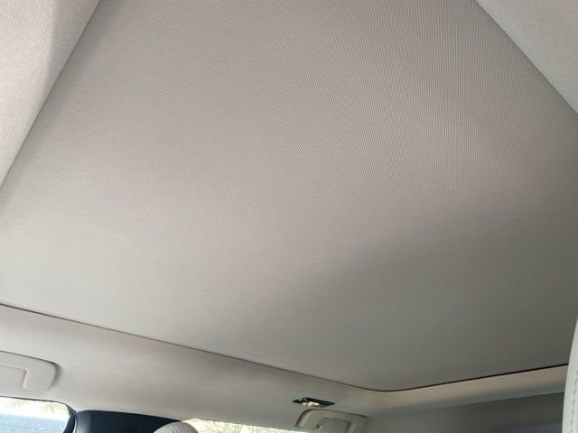 New 2025 Mitsubishi Outlander SE image 34