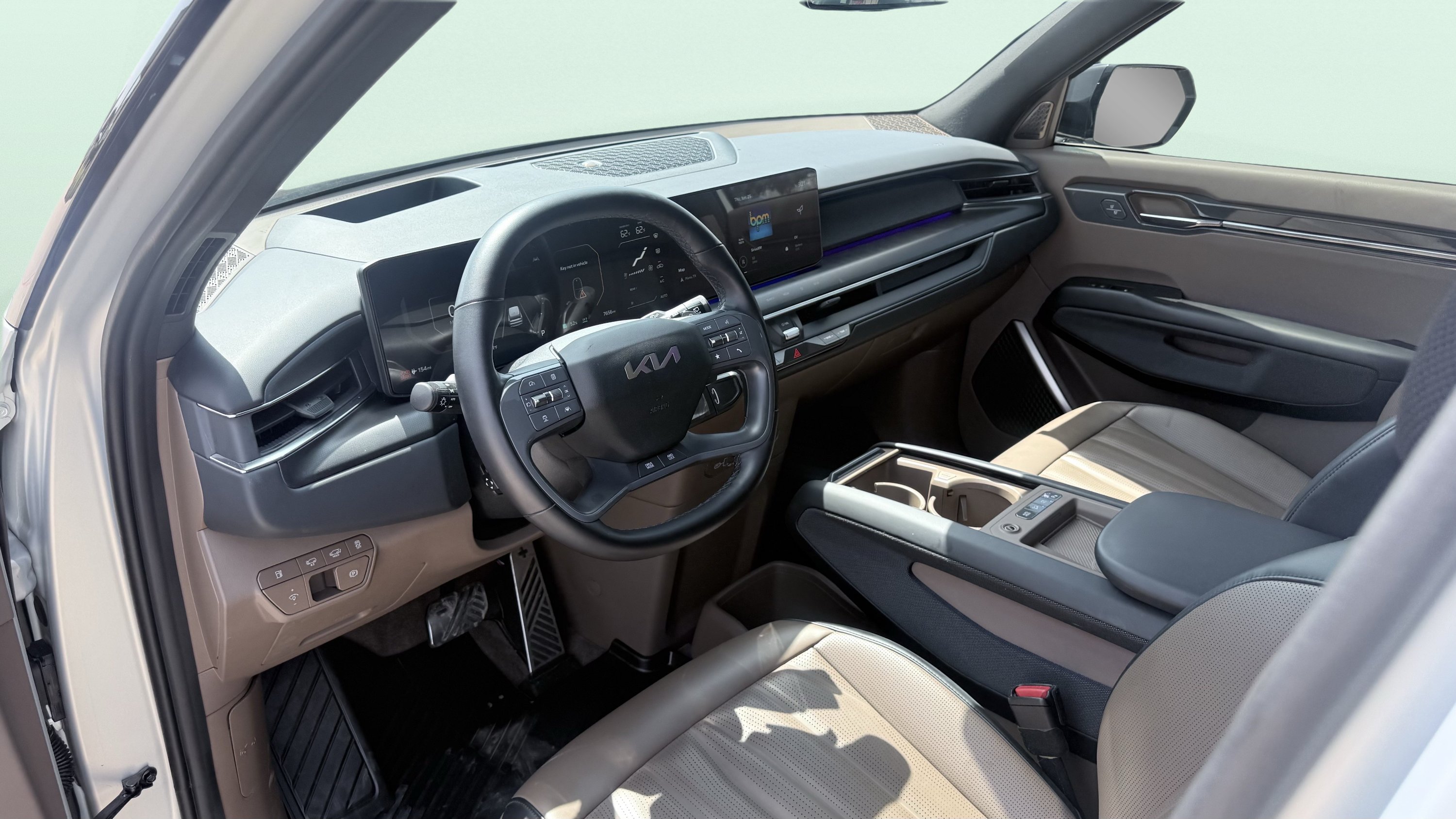 Used 2024 Kia EV9 GT-Line AWD/4WD image 28