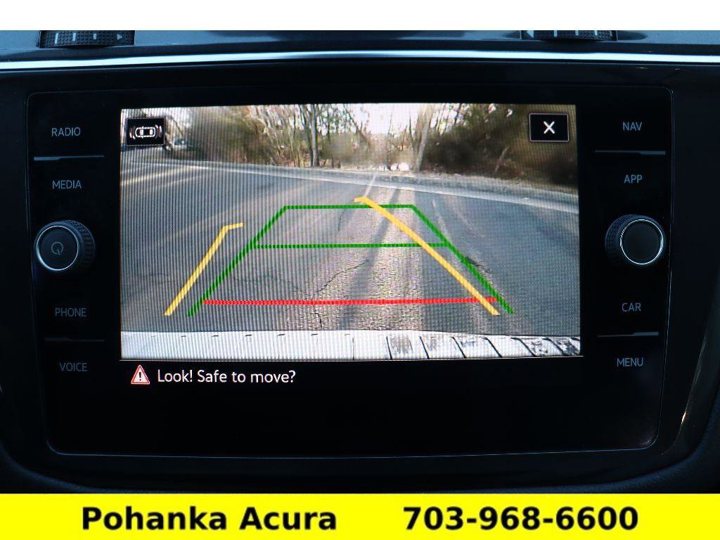 Used 2021 Volkswagen Tiguan SEL image 16