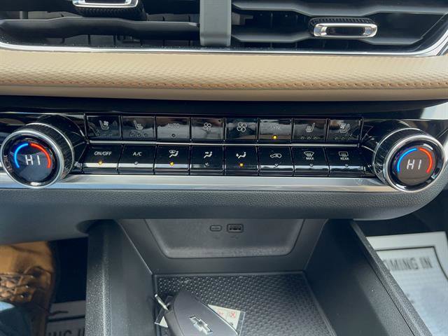 New 2026 Chevrolet Equinox ACTIV w/ Convenience Package III image 26