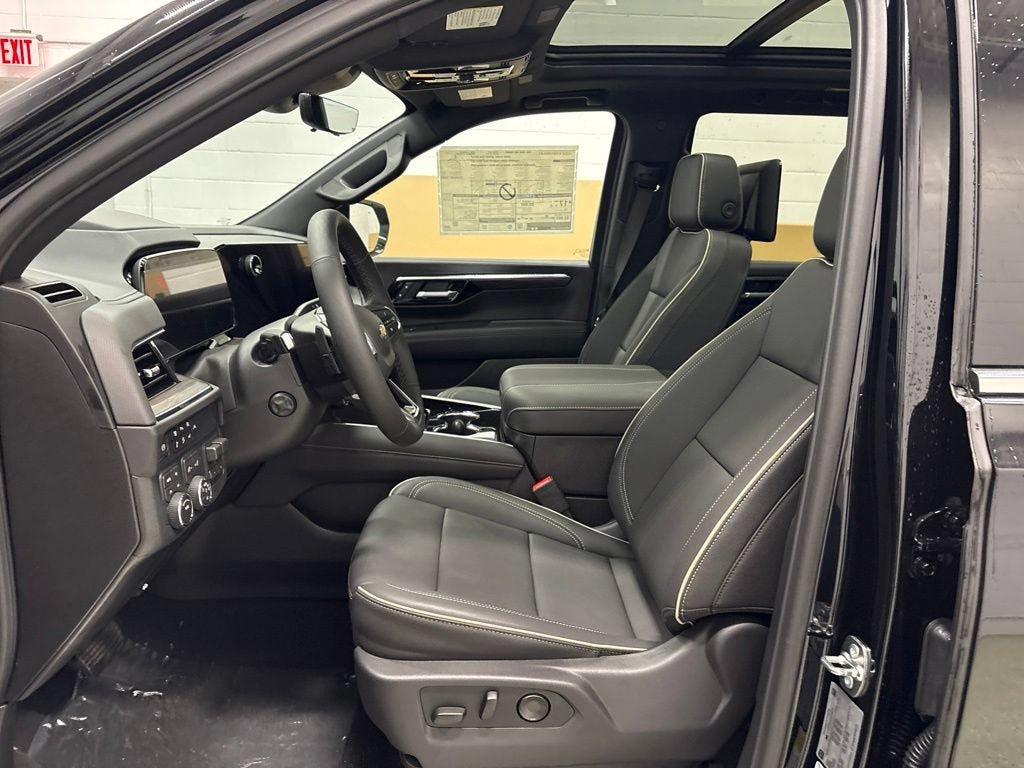 New 2026 Chevrolet Tahoe Premier AWD/4WD image 16