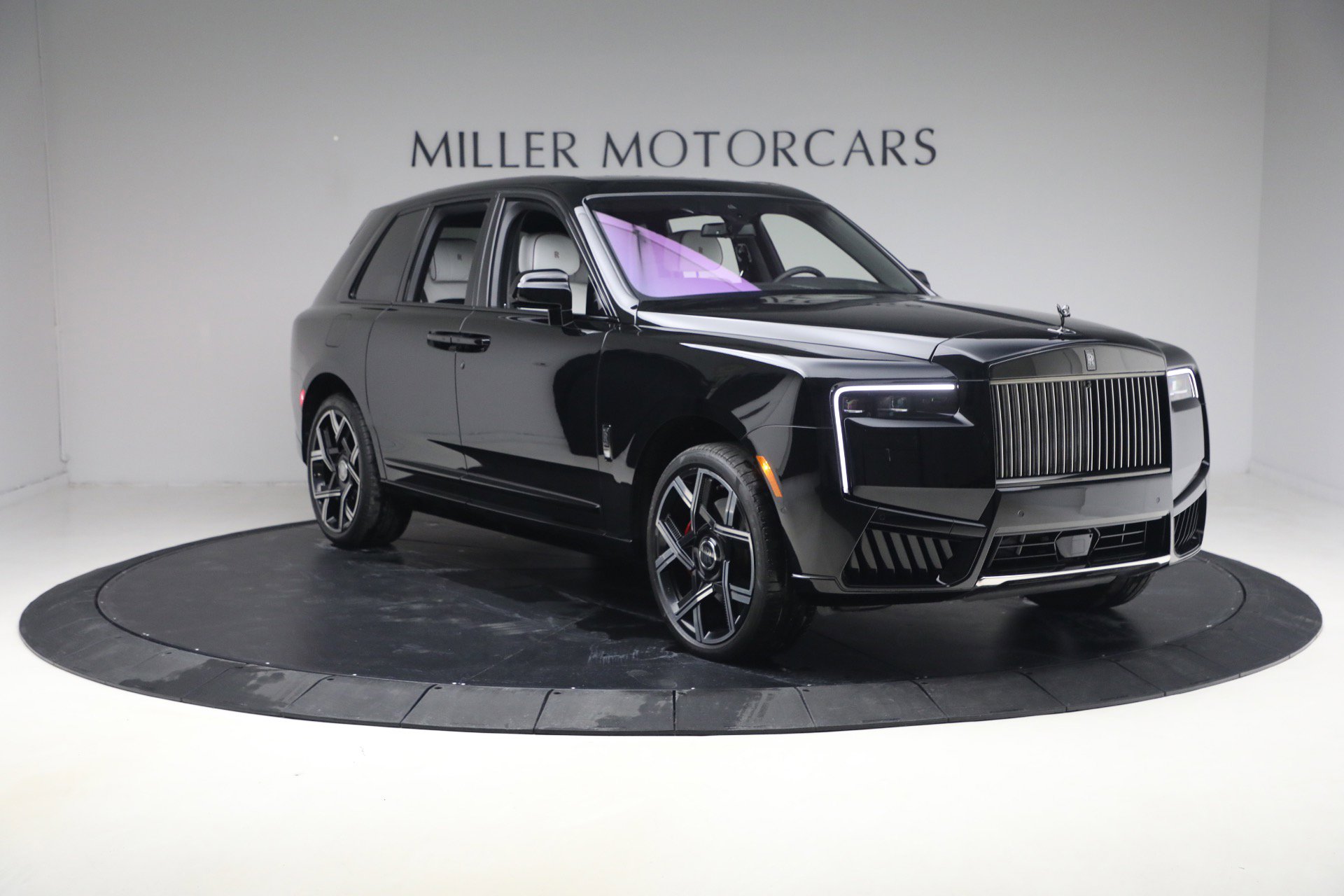 Certified 2025 Rolls-Royce Cullinan Black Badge image 12