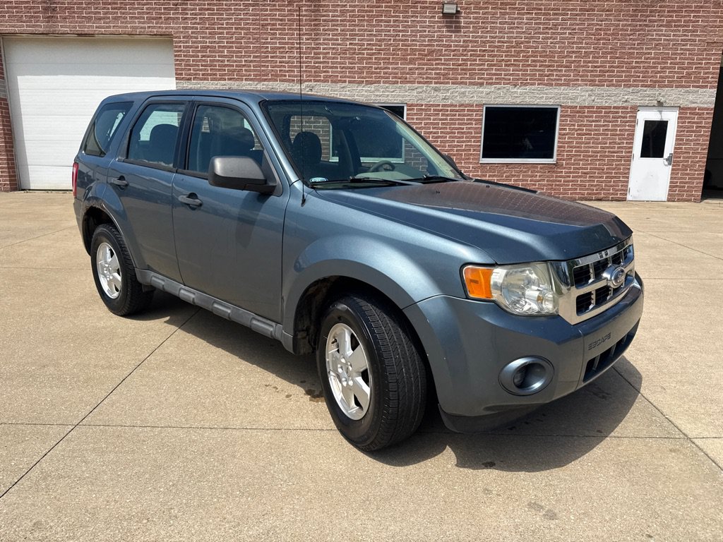 Used 2012 Ford Escape XLS FWD image 3