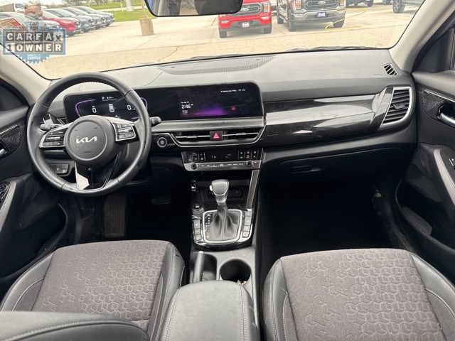 Used 2025 Kia Seltos S AWD/4WD image 16