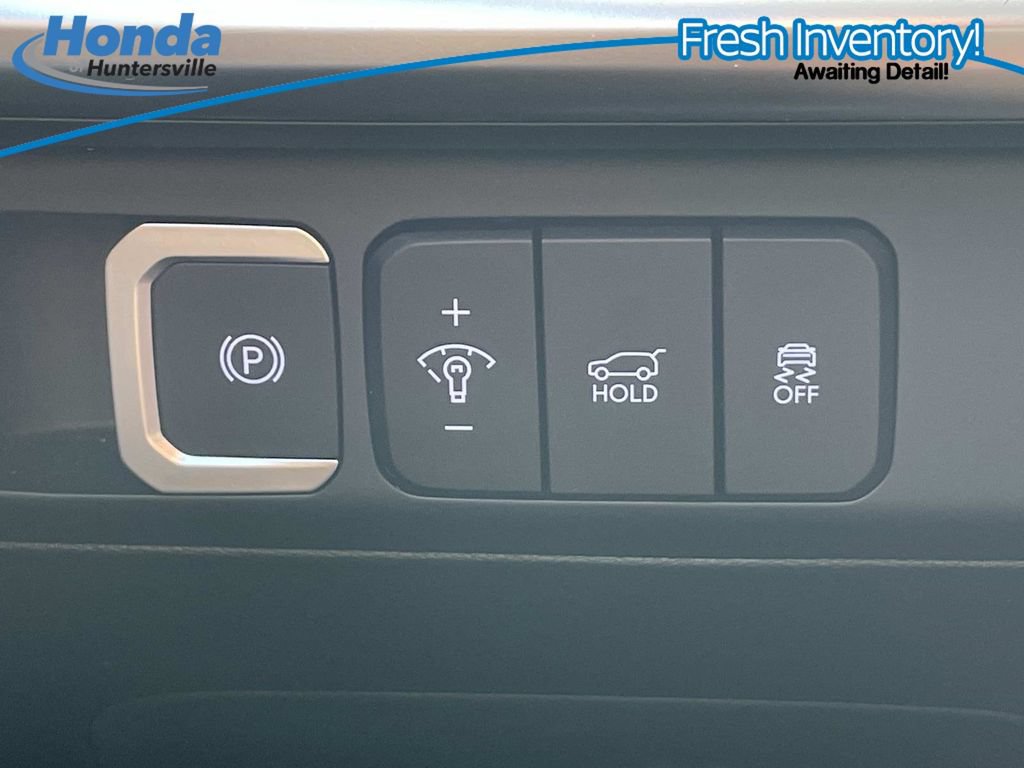 Used 2025 Hyundai Santa Fe SEL FWD image 26