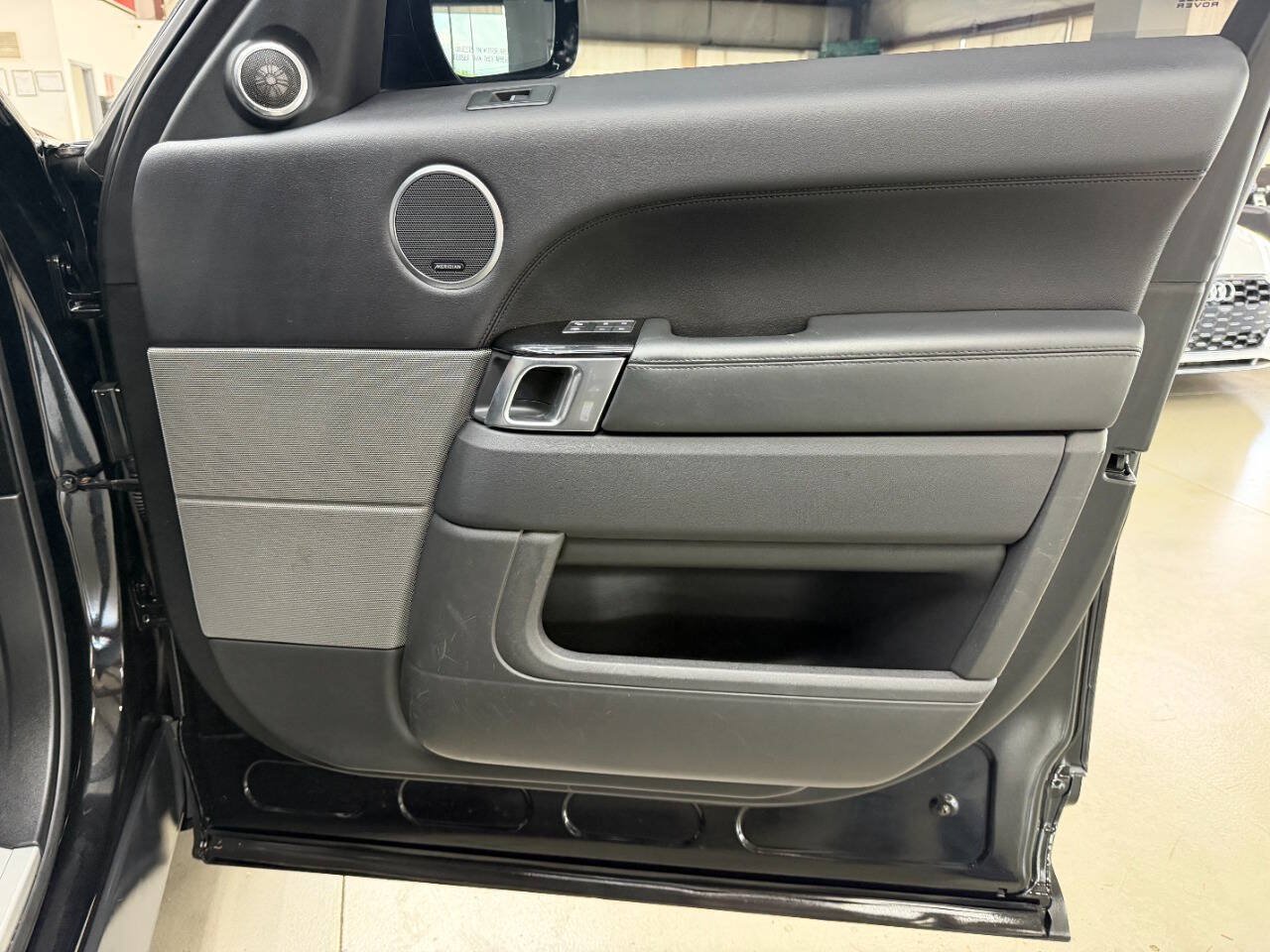 Used 2016 Land Rover Range Rover Sport HSE AWD/4WD image 16