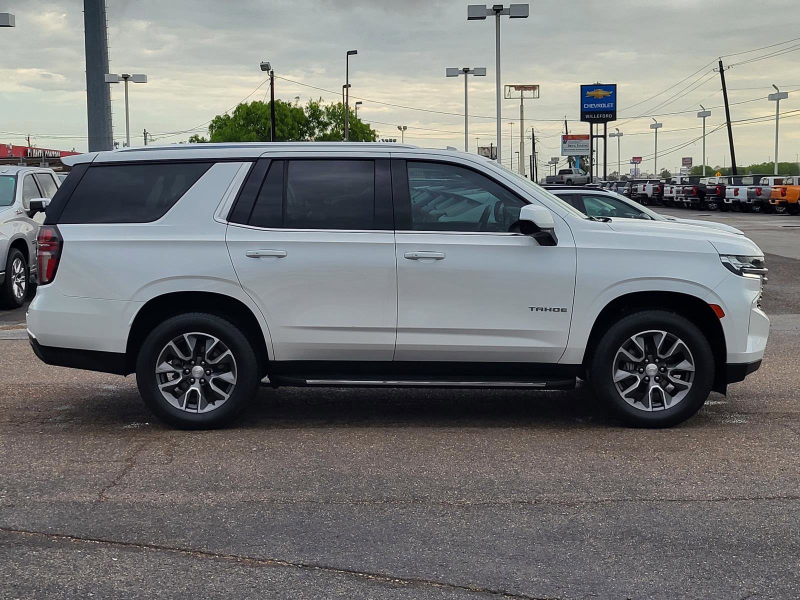 Used 2021 Chevrolet Tahoe LT w/ Rear Media and Nav Package image 6