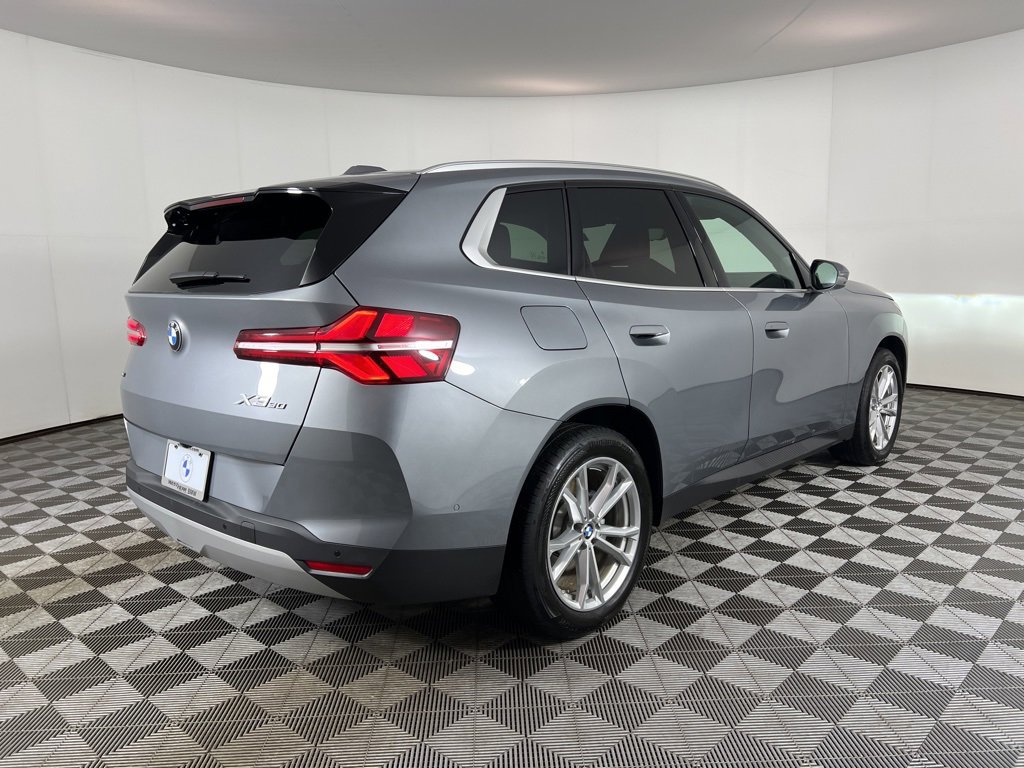 Used 2025 BMW X3 xDrive30i image 5