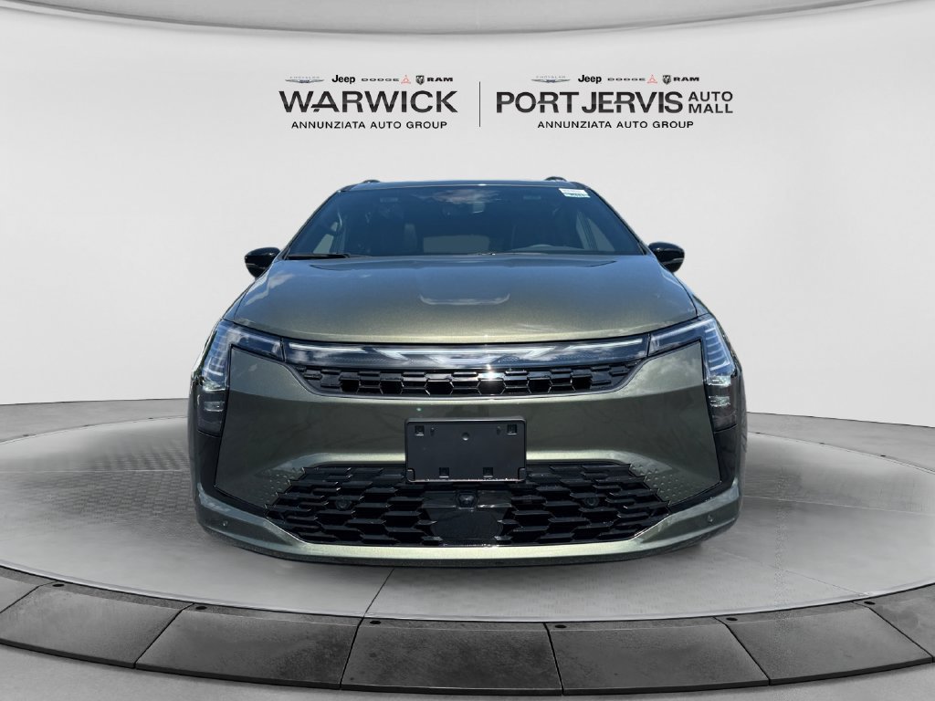 New 2027 Chrysler Pacifica Limited AWD/4WD image 8