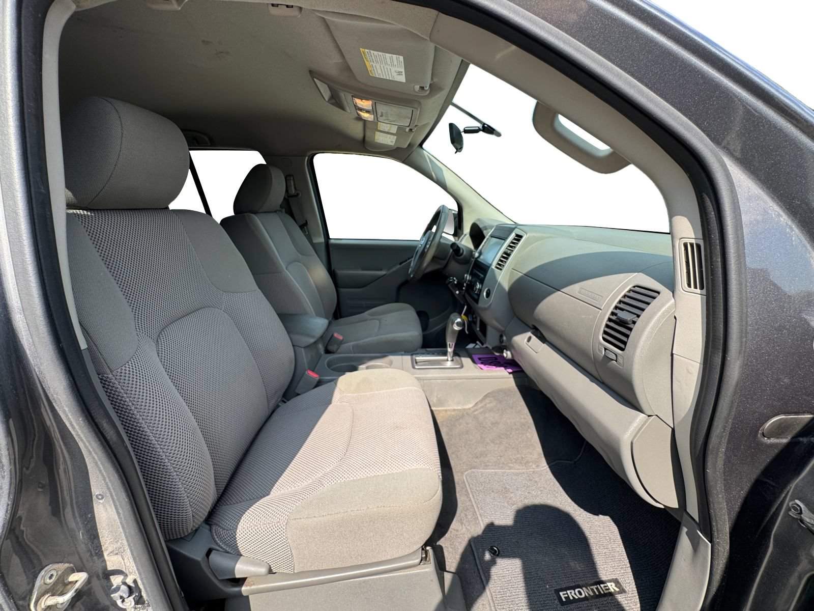 Used 2019 Nissan Frontier SV AWD/4WD image 7