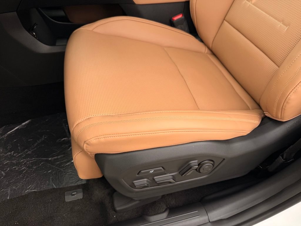 New 2027 Hyundai Santa Fe Calligraphy FWD image 23