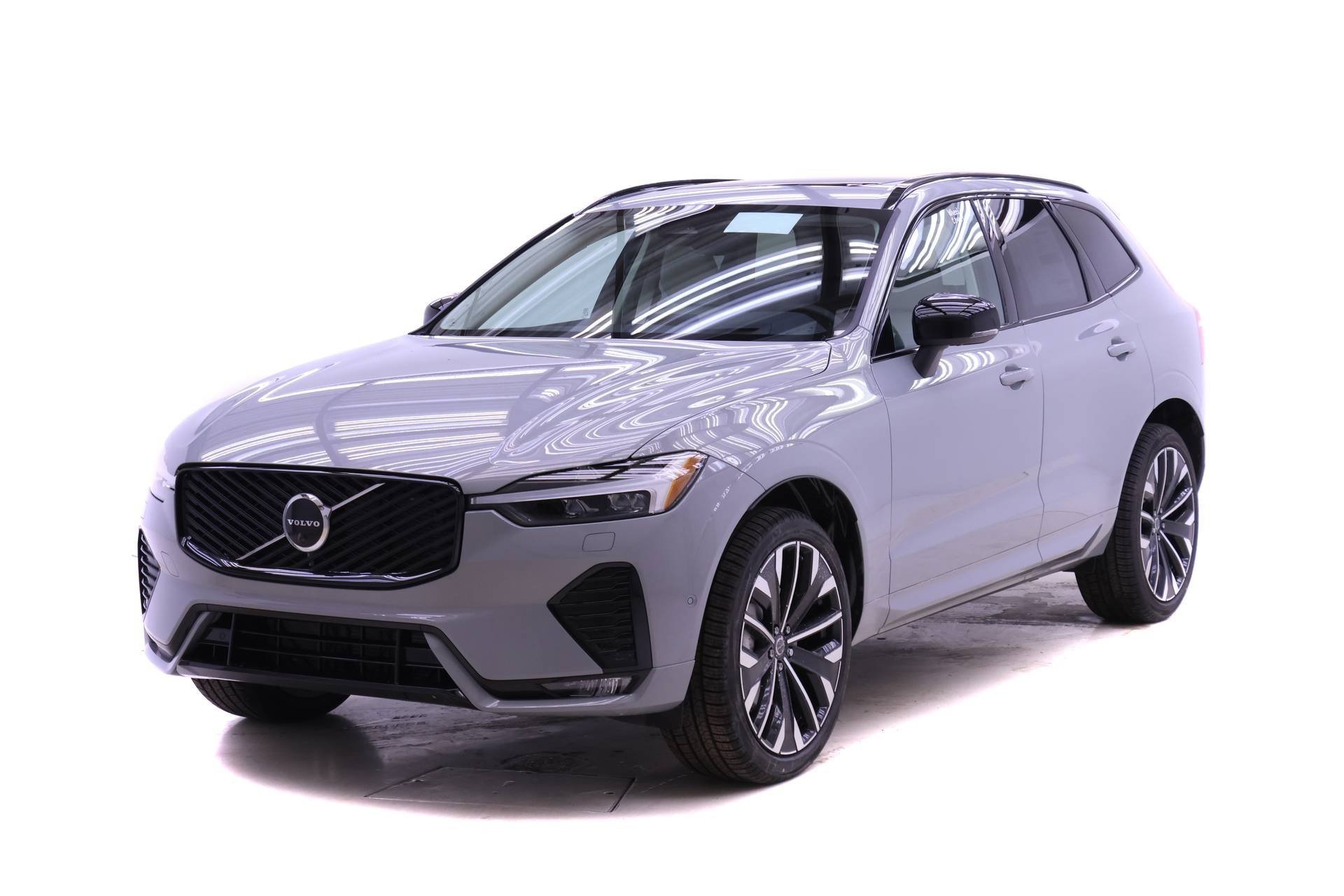 New 2026 Volvo XC60 B5 Ultra w/ Protection Package Premier image 1