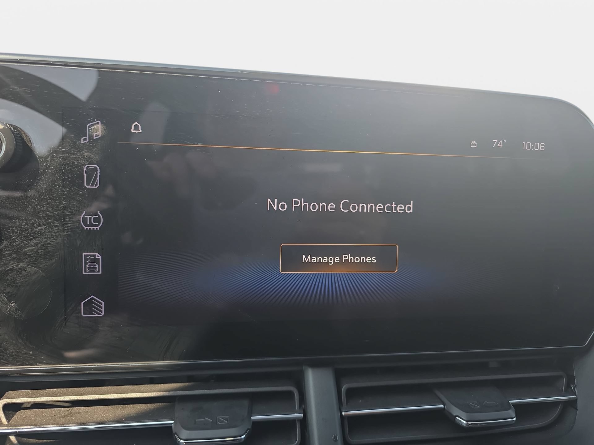 Used 2025 Chevrolet Trax LT FWD image 21