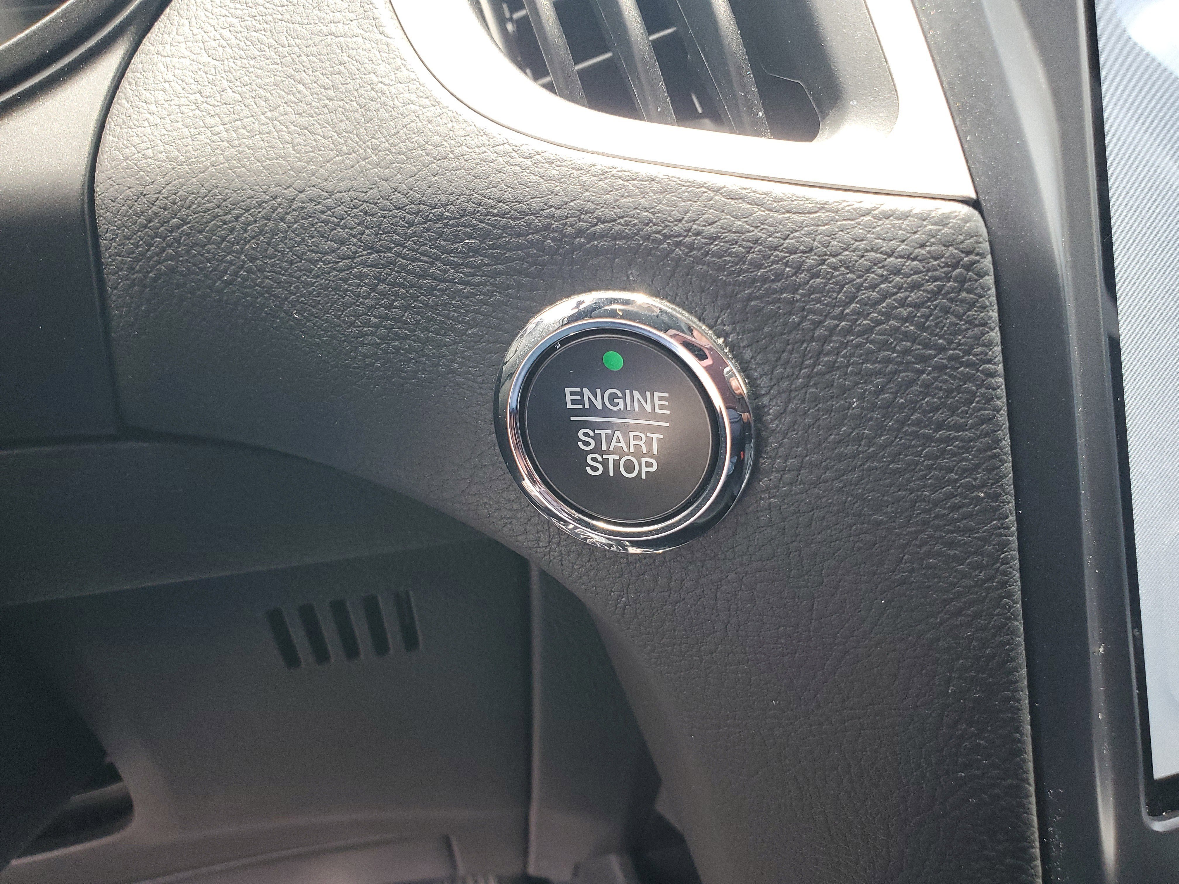 Used 2022 Ford Edge SEL image 22