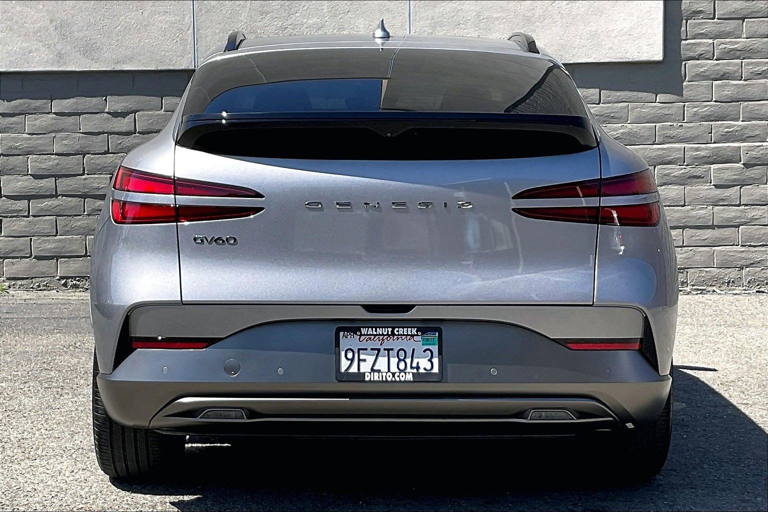 Used 2023 Genesis GV60 Advanced AWD/4WD image 3