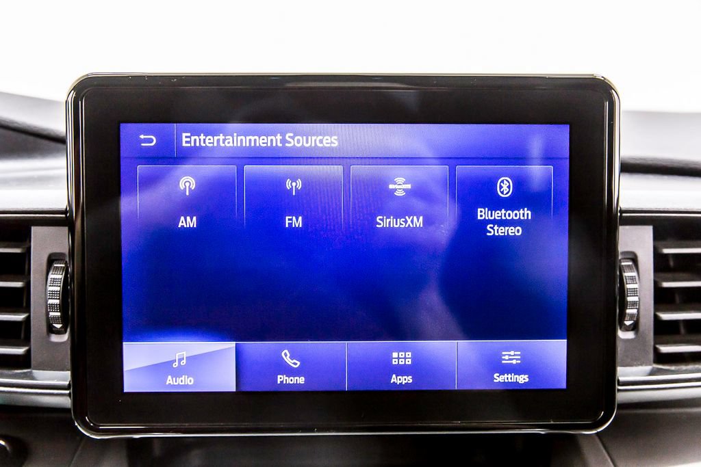 Used 2021 Ford Explorer XLT AWD/4WD image 21