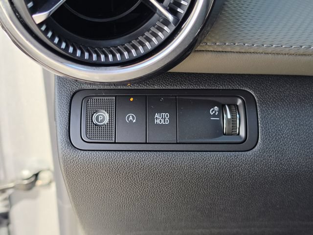 New 2027 Chevrolet Equinox LT w/ Convenience Package II FWD image 30