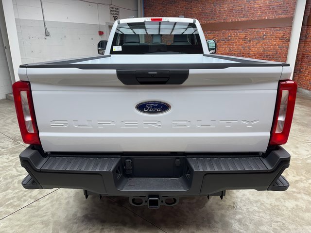New 2026 Ford F250 XL image 4