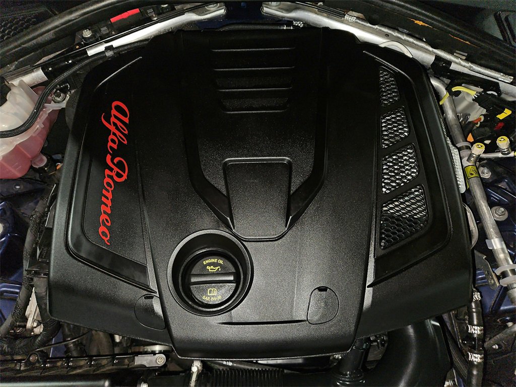 Used 2018 Alfa Romeo Giulia Ti w/ Quick Order Package 22X Lusso image 43