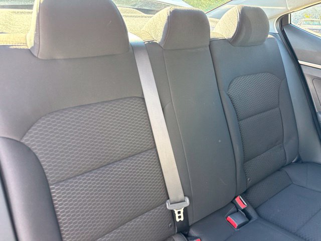 Used 2019 Hyundai Elantra SE w/ Cargo Package FWD image 26