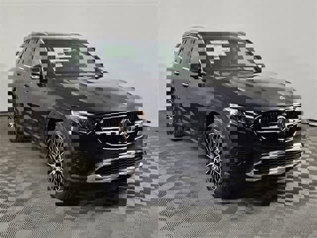 Certified 2025 Mercedes-Benz GLC 300 4MATIC image 7