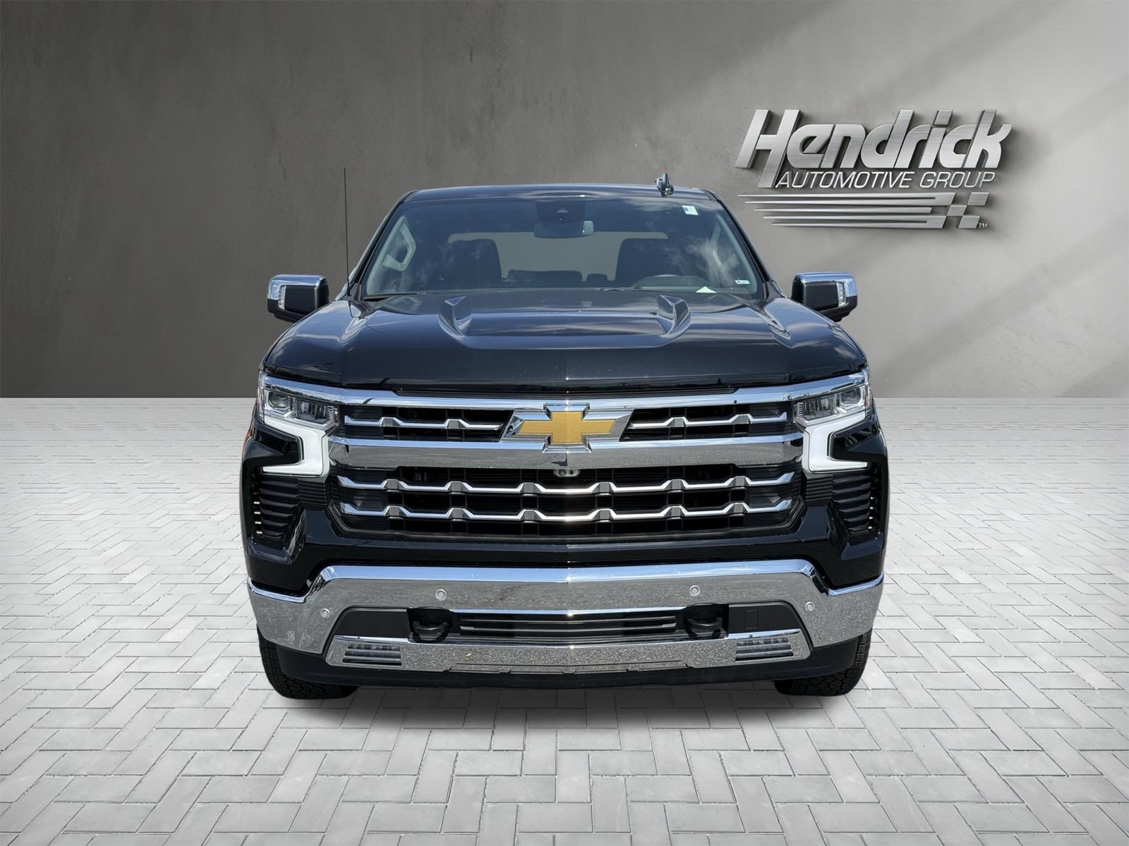 Used 2026 Chevrolet Silverado 1500 LTZ AWD/4WD image 3