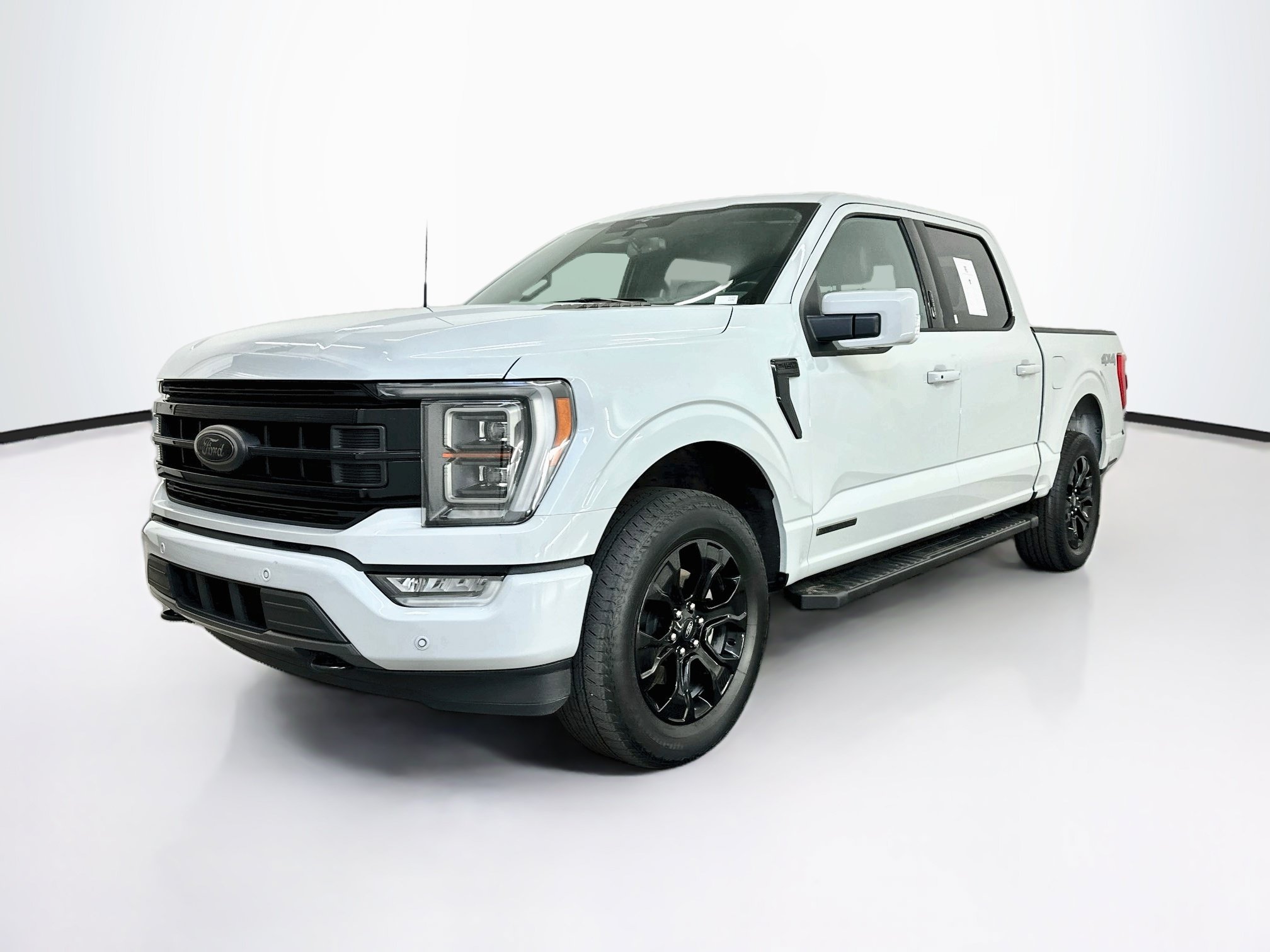 Used 2023 Ford F150 Lariat w/ Equipment Group 502A High AWD/4WD image 3