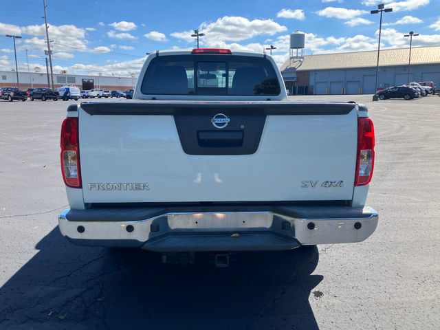 Used 2016 Nissan Frontier SV w/ SV Value Truck Package AWD/4WD image 4