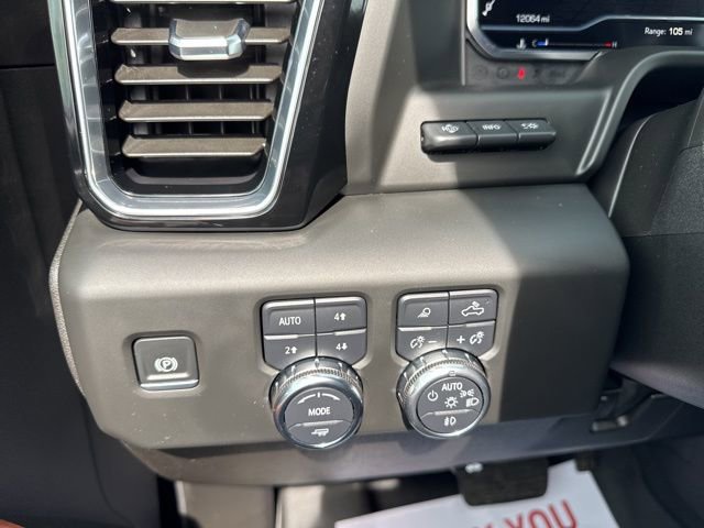 Certified 2025 GMC Sierra 2500 Denali Ultimate w/ Max Trailering Package AWD/4WD image 23