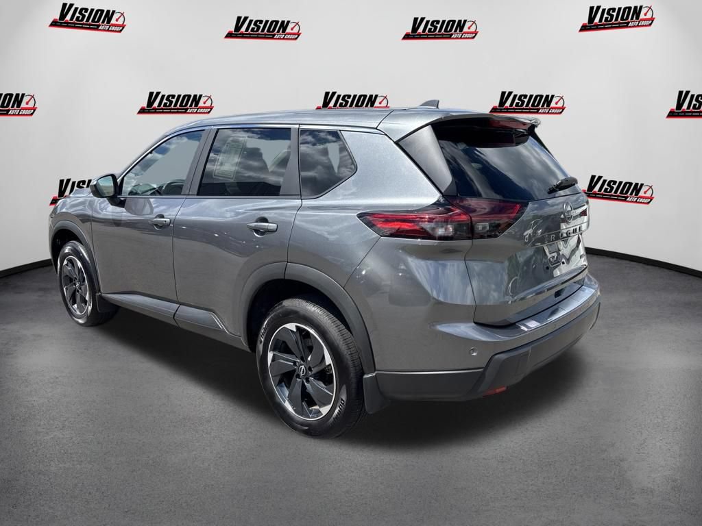 Certified 2026 Nissan Rogue SV AWD/4WD image 7