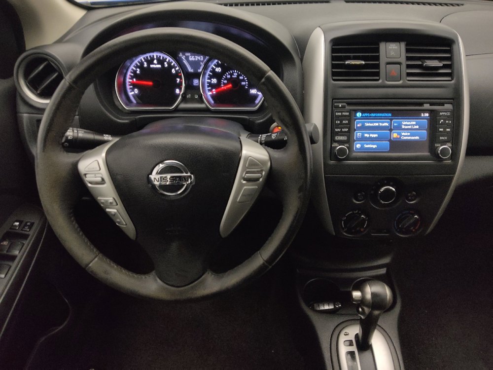 Used 2016 Nissan Versa SL image 22