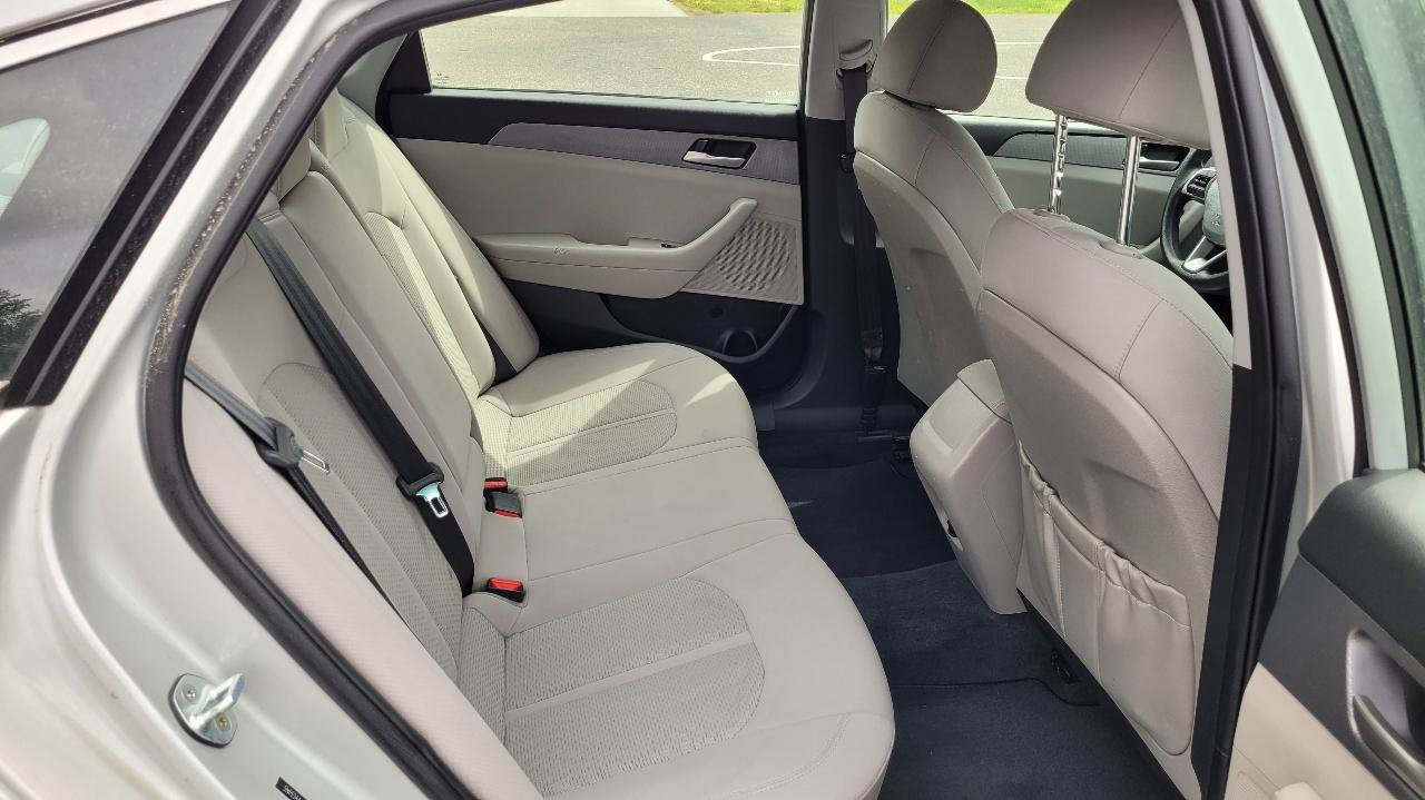 Used 2019 Hyundai Sonata ECO FWD image 18