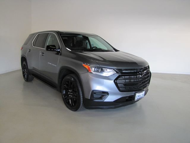 Used 2020 Chevrolet Traverse LS w/ LPO, Black Accent Package FWD image 3